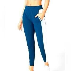 Fabletics Eco-Conscious Slim Sweatpants Teal/White | M